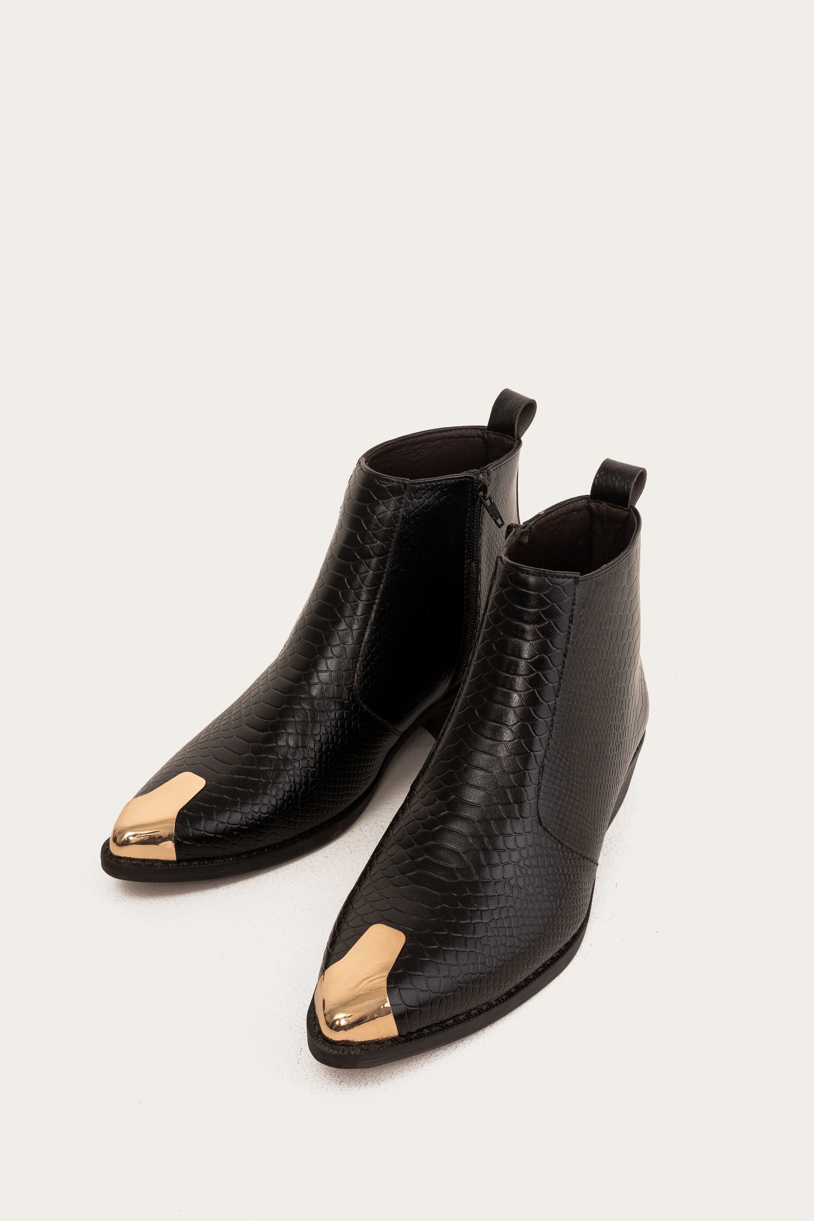 Serpentine Metal Boots - Image 2