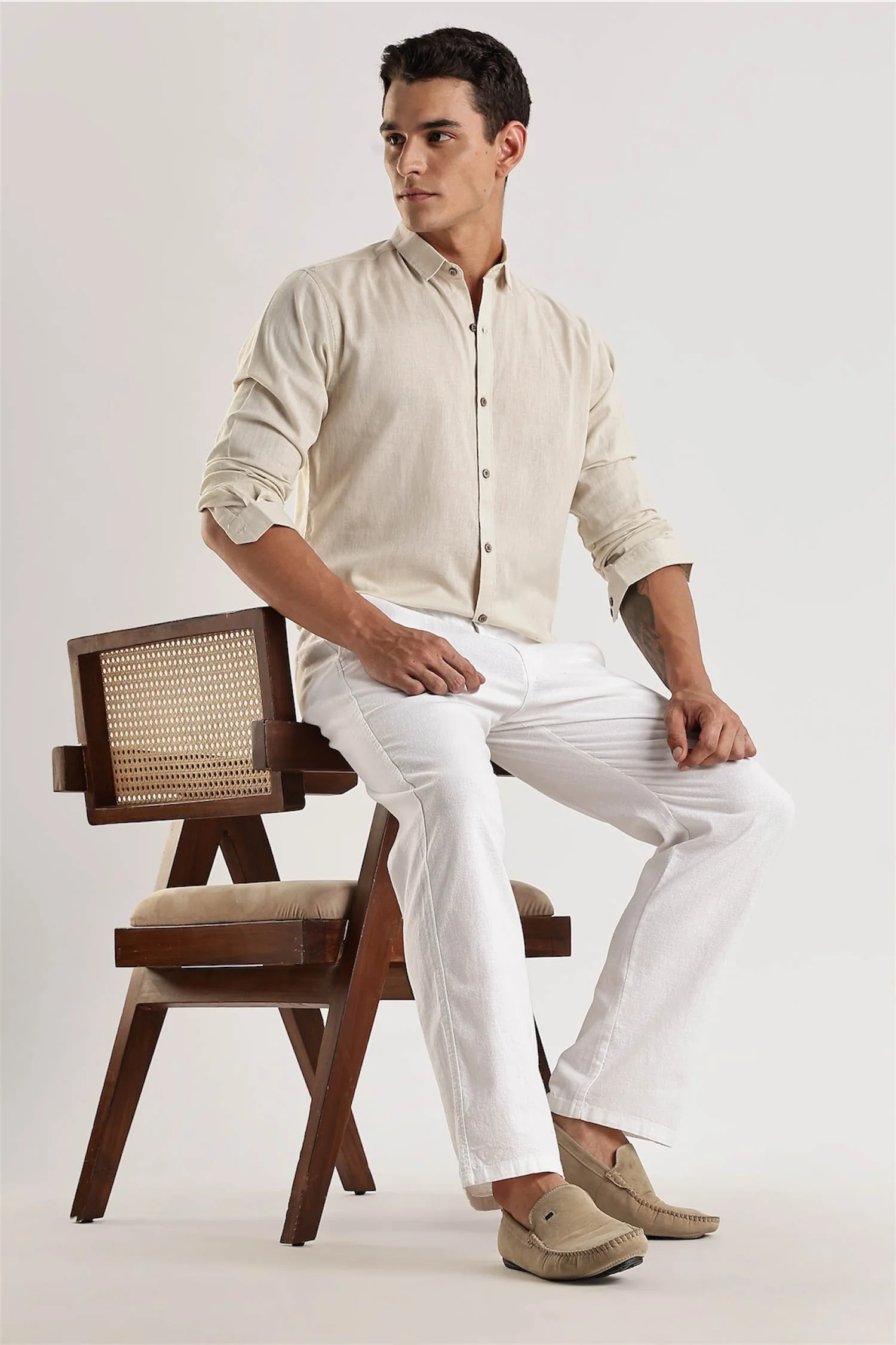 White Regular Fit Linen Pants - Image 5